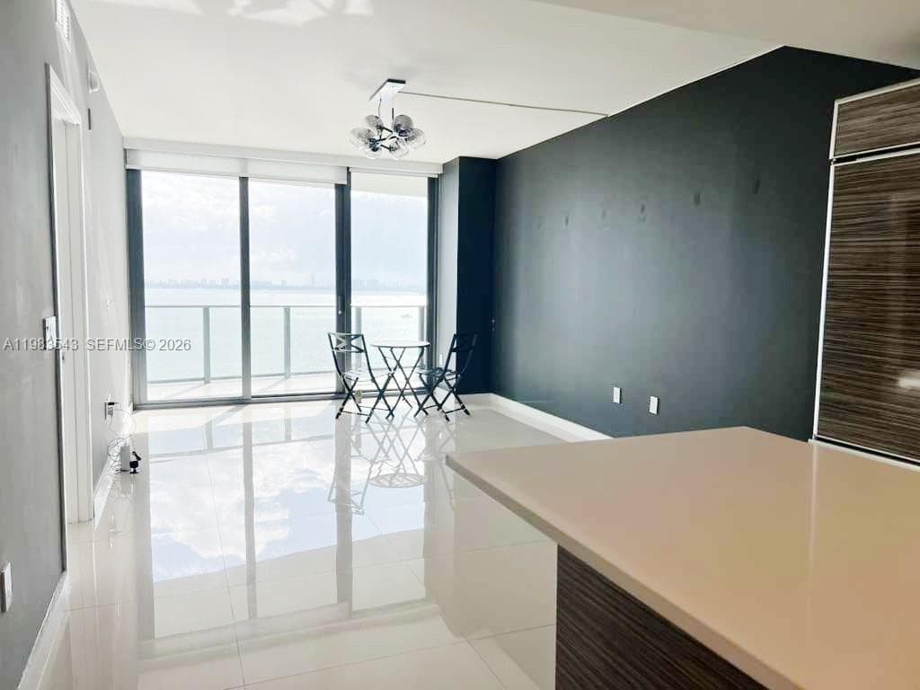 460 NE 28th St # 1407, Miami FL 33137 — 39
