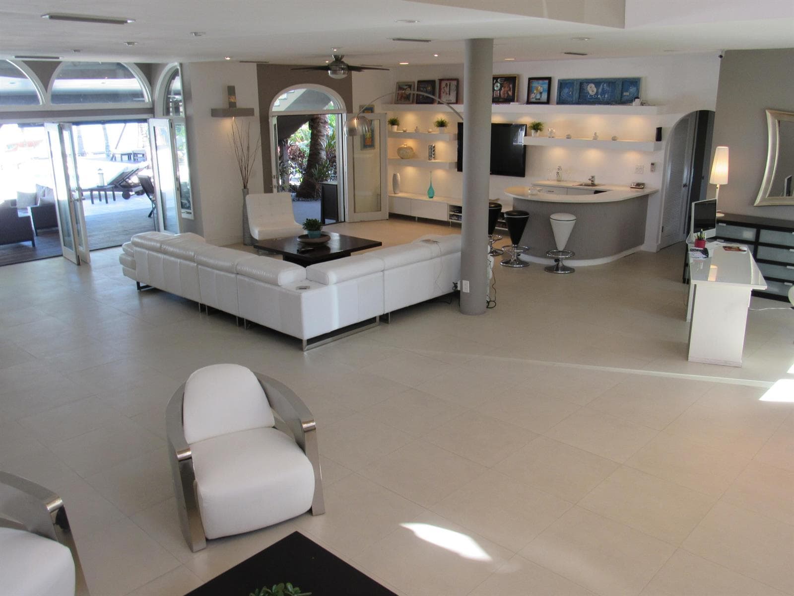 185 Palm Avenue, Miami Beach FL 33139 — 16