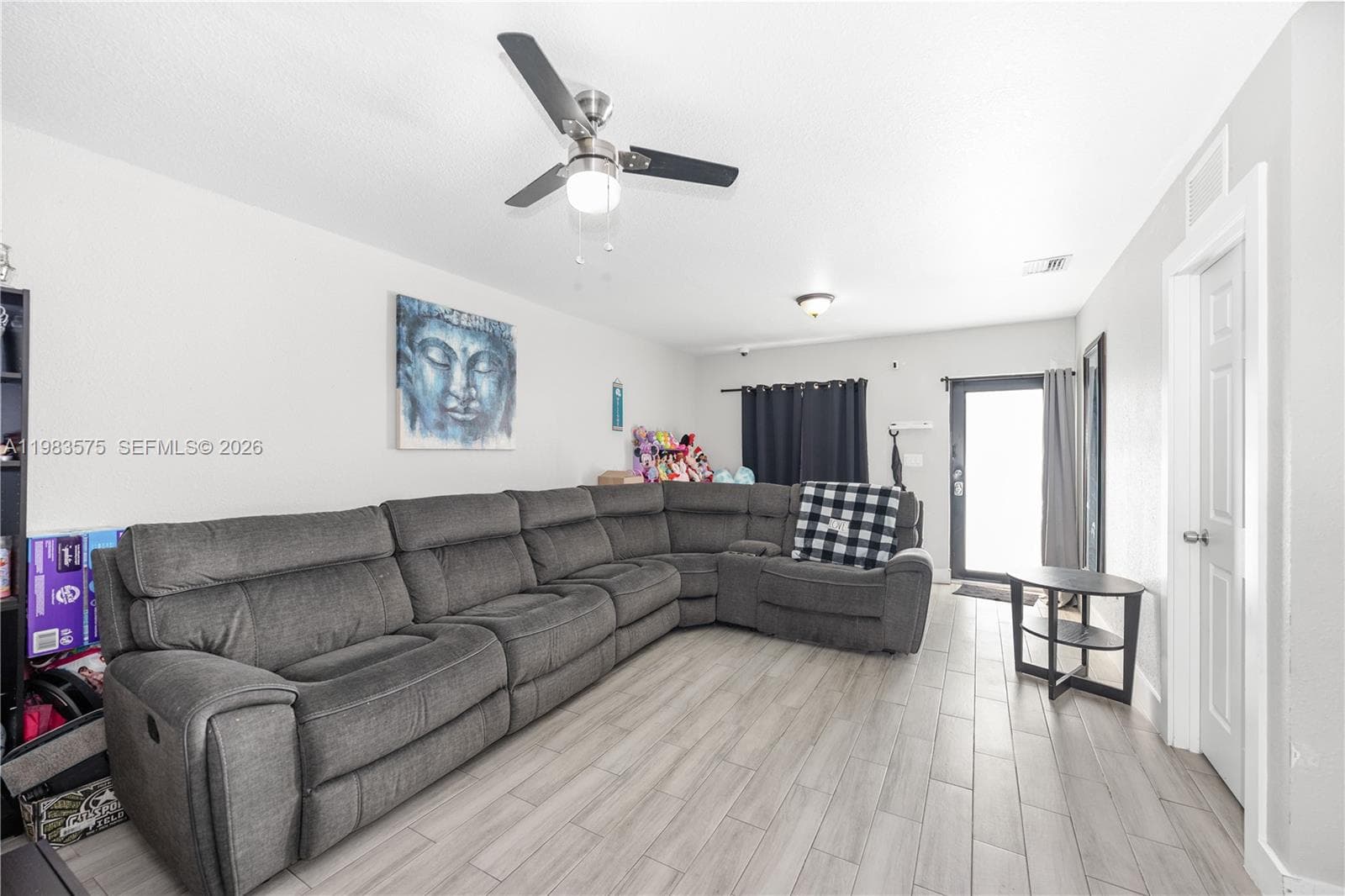 2419 NW 101st St, Miami FL 33147 — 17
