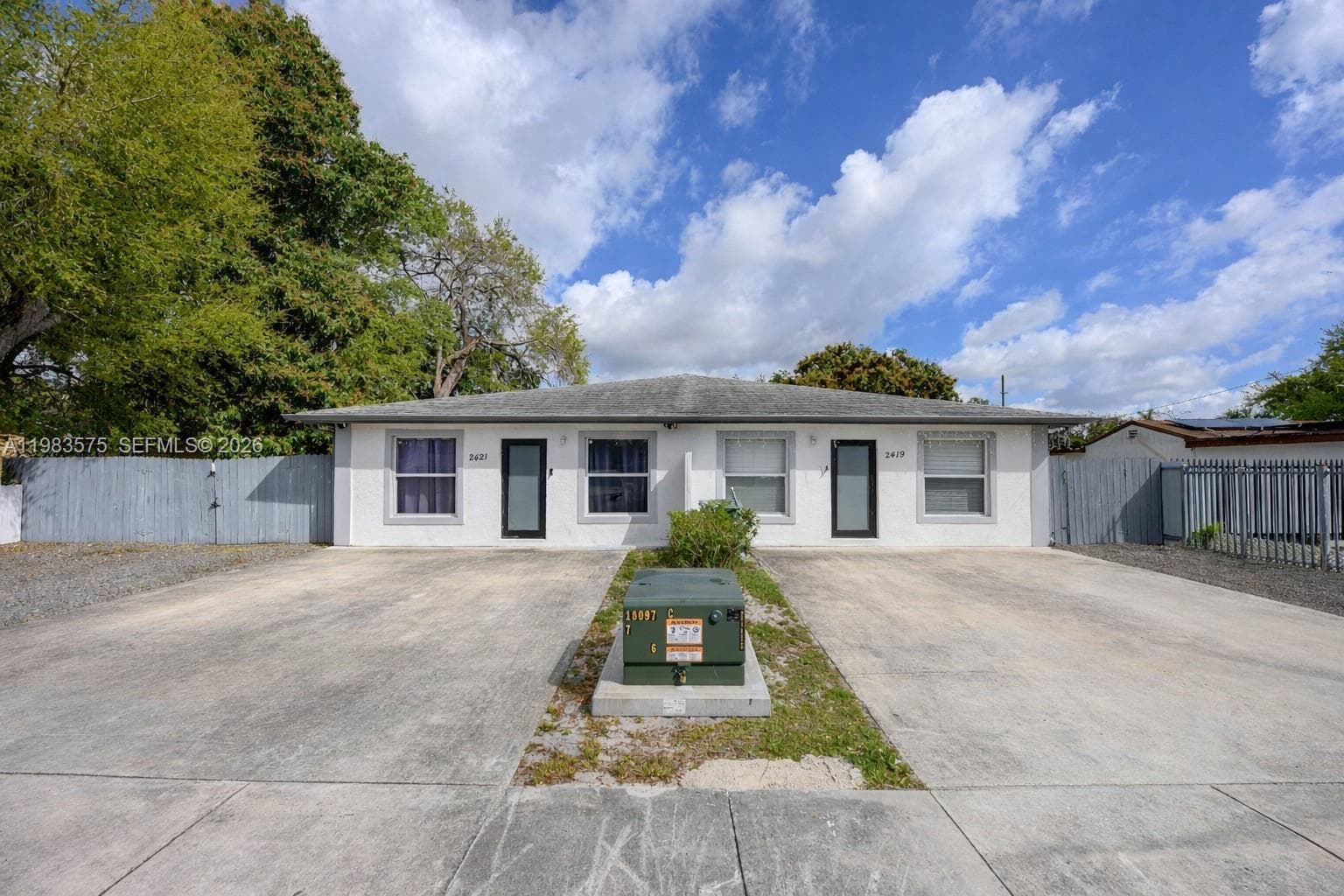 2419 NW 101st St, Miami FL 33147 — 1