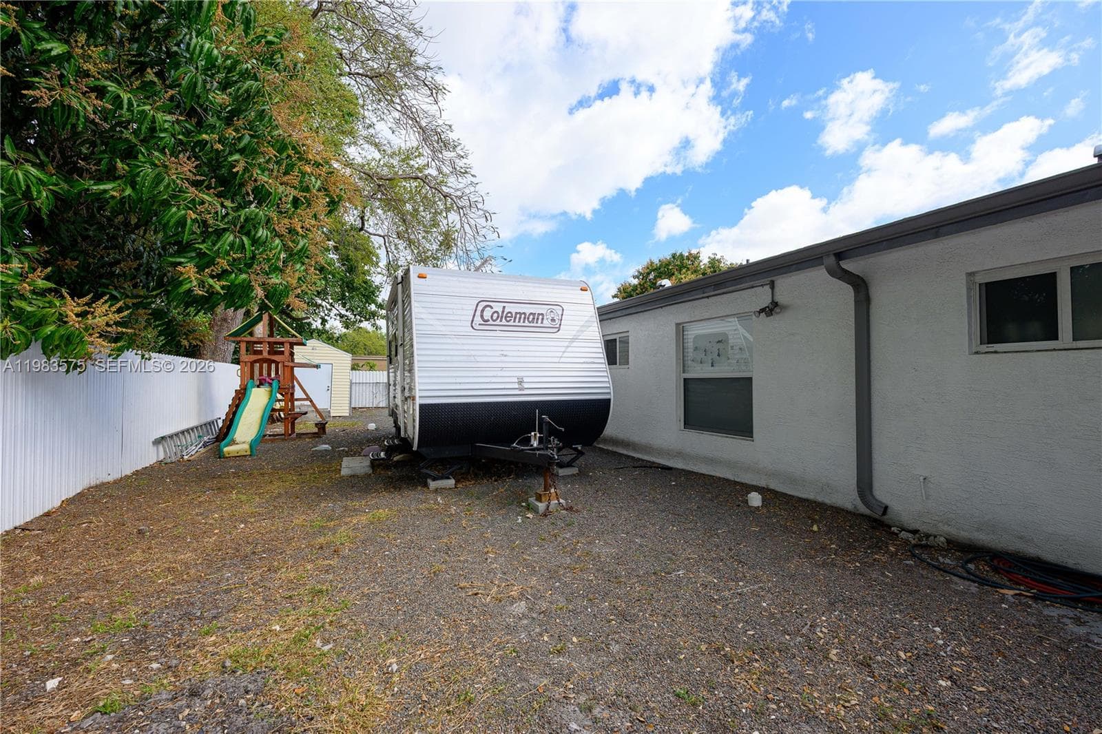 2419 NW 101st St, Miami FL 33147 — 28
