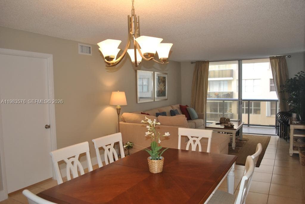 6039 Collins Ave # 1006, Miami Beach FL 33140 — 7