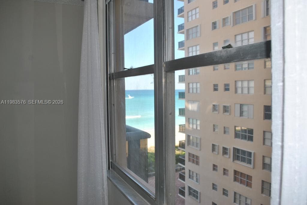 6039 Collins Ave # 1006, Miami Beach FL 33140 — 20