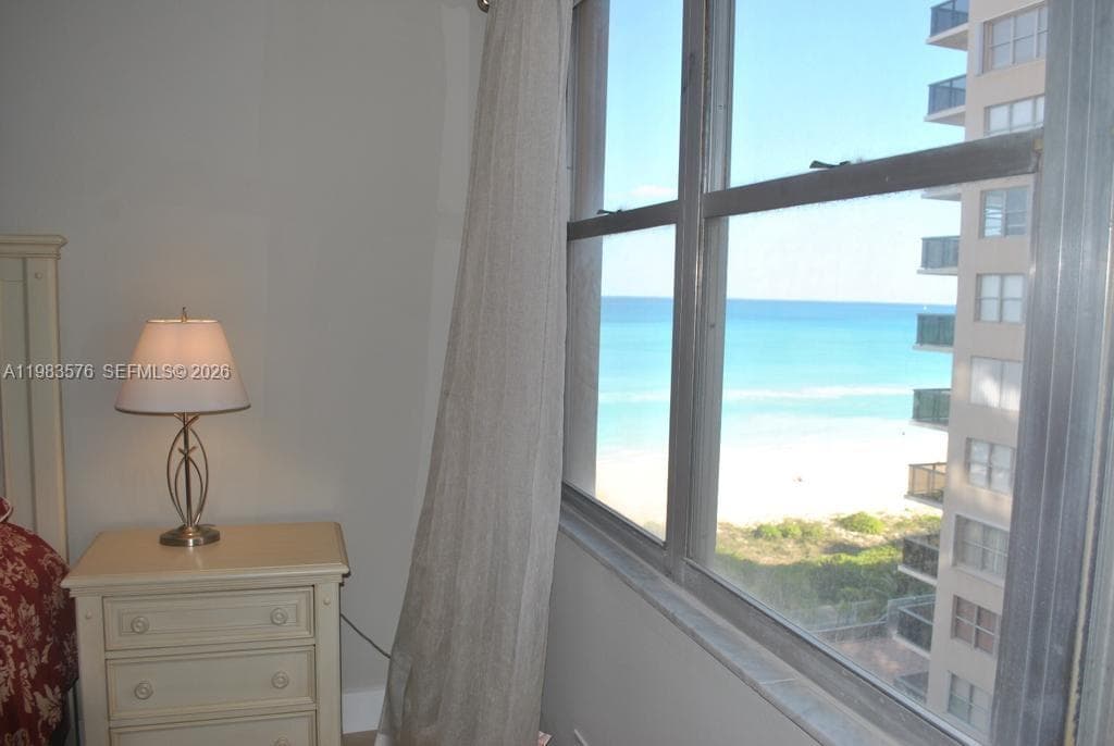 6039 Collins Ave # 1006, Miami Beach FL 33140 — 10