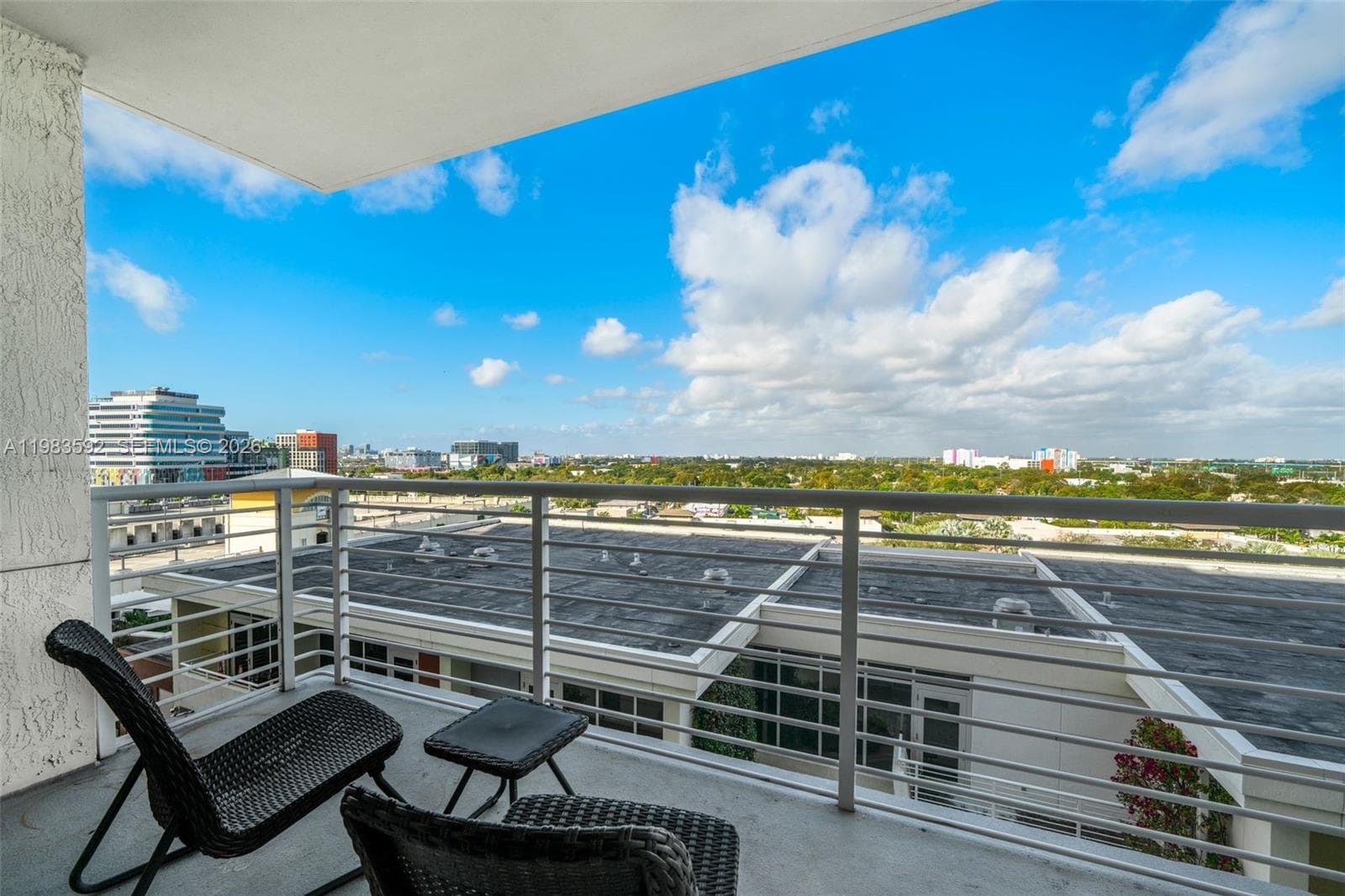 Midblock Miami Condo, Miami, FL — 23