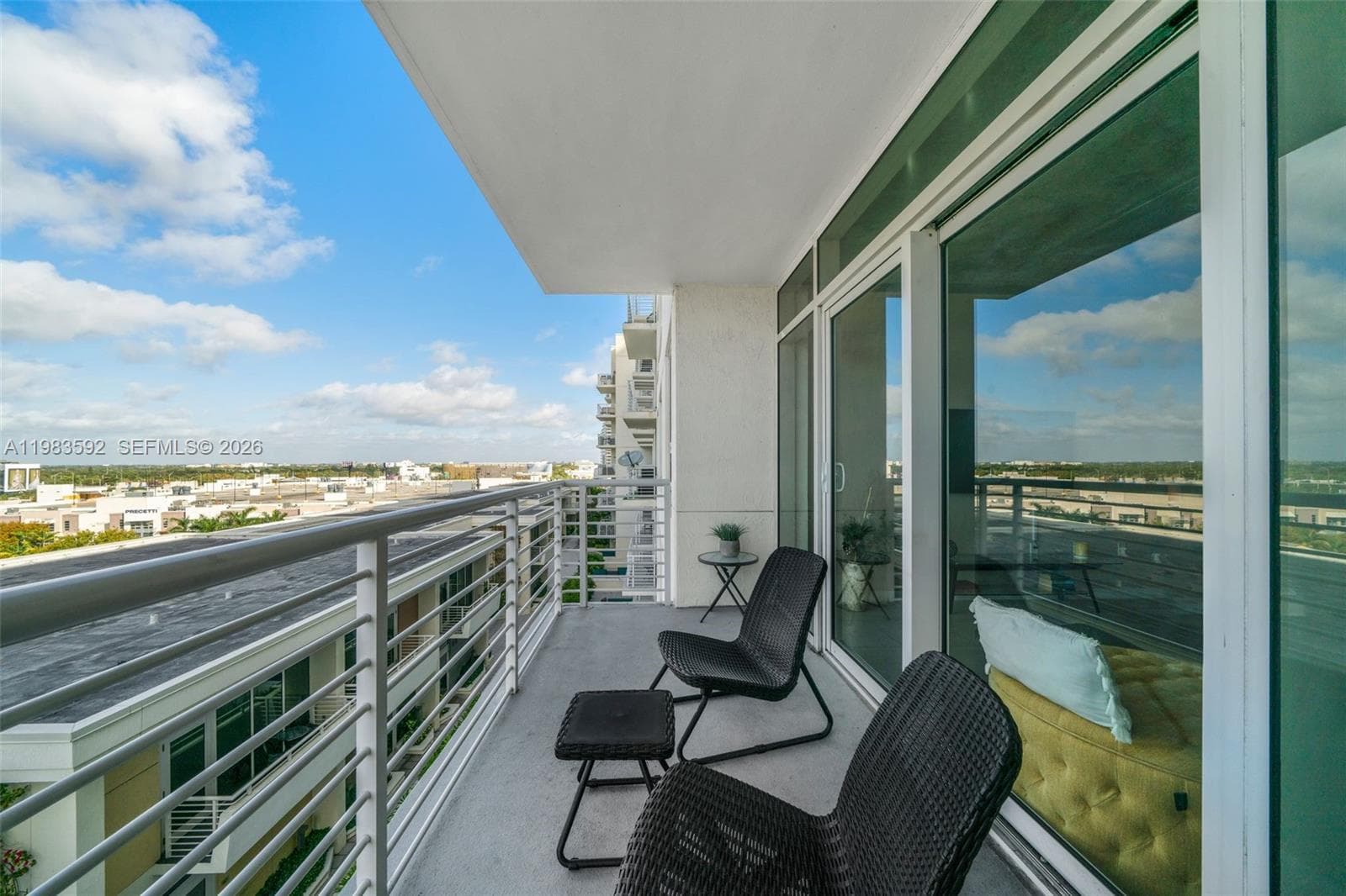 Midblock Miami Condo, Miami, FL — 26