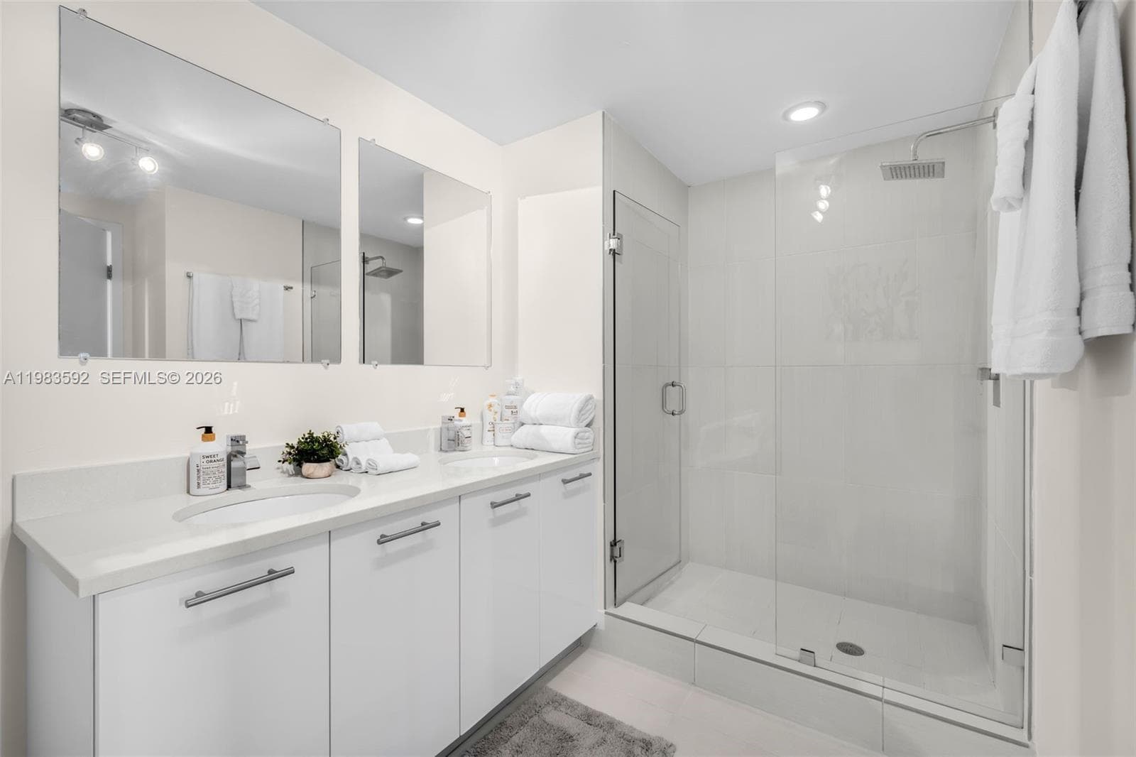 Midblock Miami Condo, Miami, FL — 14