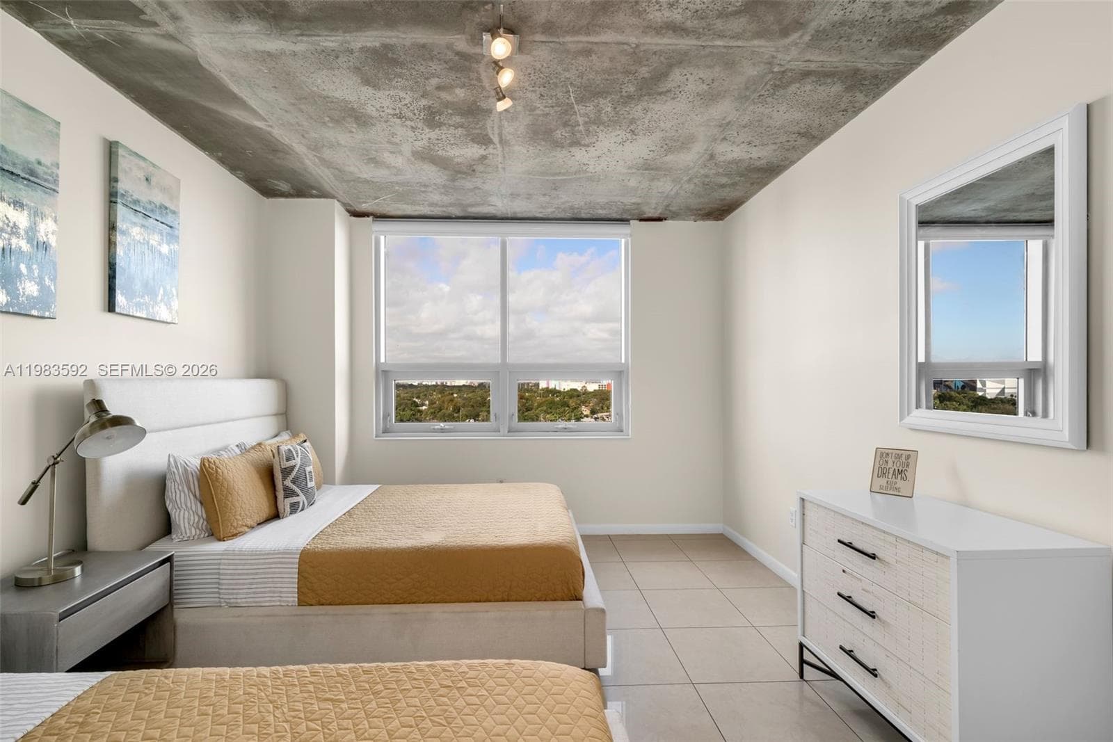 Midblock Miami Condo, Miami, FL — 18