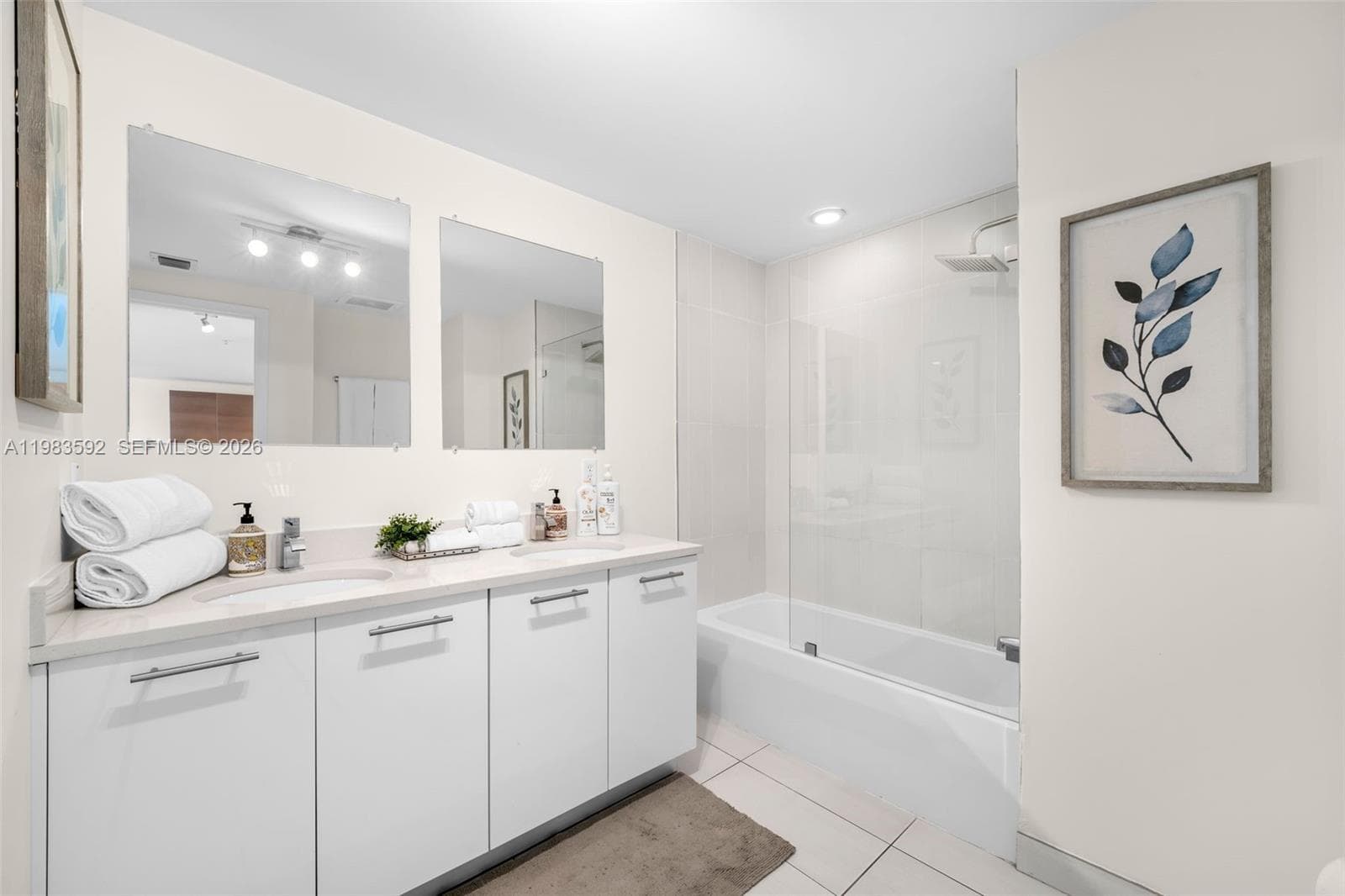 Midblock Miami Condo, Miami, FL — 15