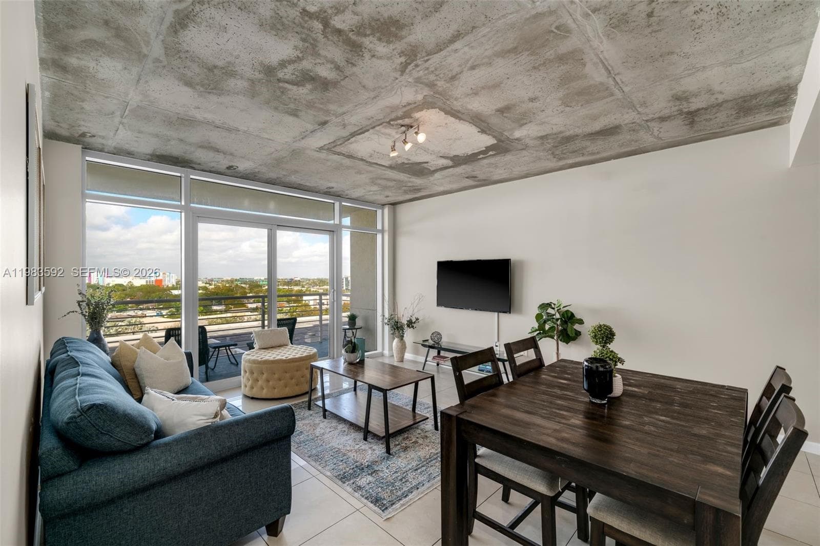 Midblock Miami Condo, Miami, FL — 4