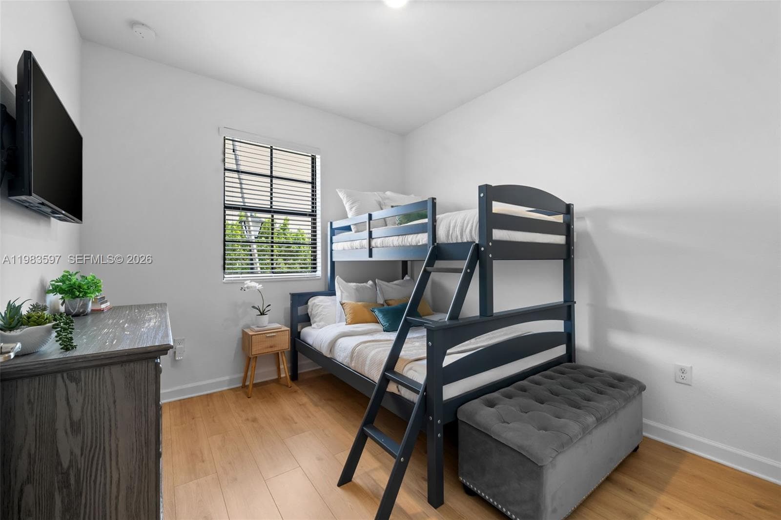 9380 W 33rd Ln, Hialeah FL 33018 — 9