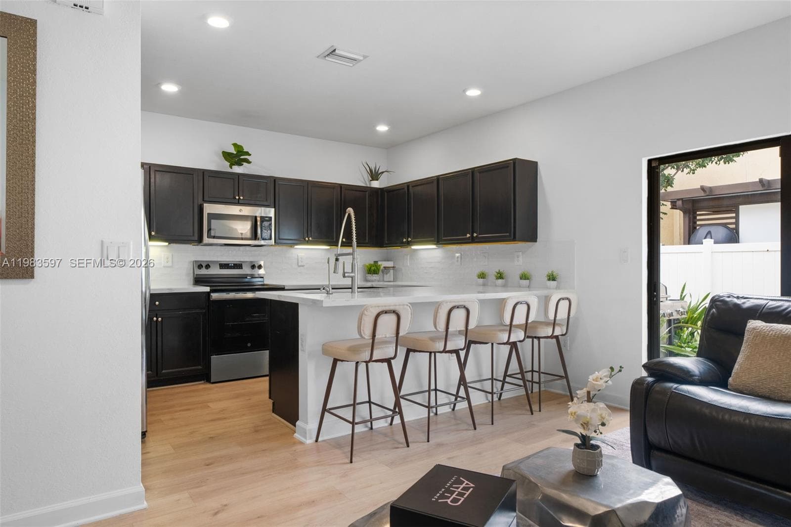 9380 W 33rd Ln, Hialeah FL 33018 — 25