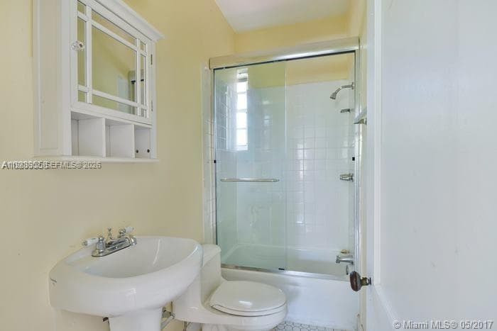 2000 S Miami Ave, Miami FL 33129 — 17