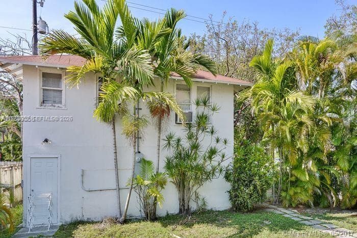 2000 S Miami Ave, Miami FL 33129 — 26