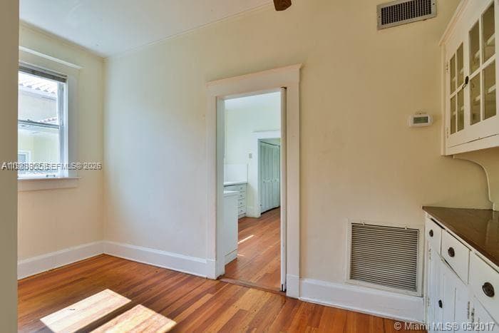 2000 S Miami Ave, Miami FL 33129 — 7