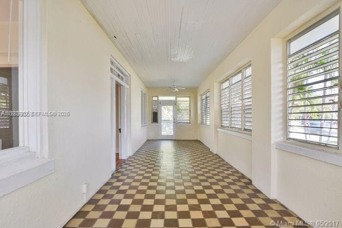 2000 S Miami Ave, Miami FL 33129 — 24