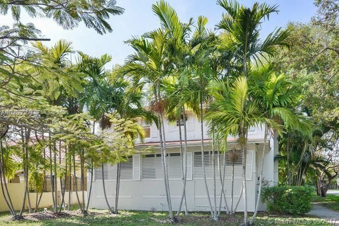 2000 S Miami Ave, Miami FL 33129 — 19