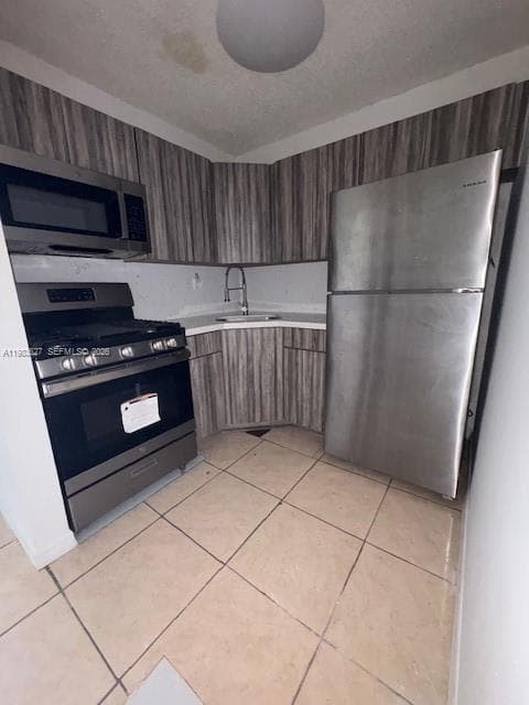 70 NE 202nd Ter # T12, Miami Gardens FL 33179 — 4