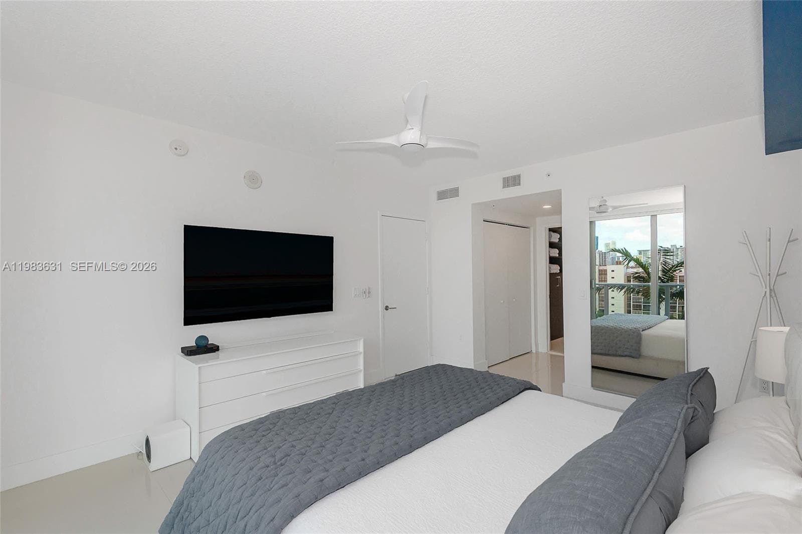 300 Sunny Isles Blvd # 805, Sunny Isles Beach FL 33160 — 21