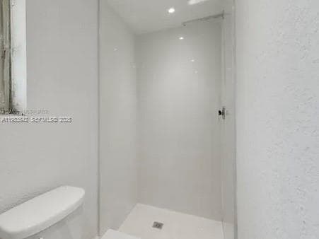 460 NW 82nd Ter, Miami FL 33150 — 10