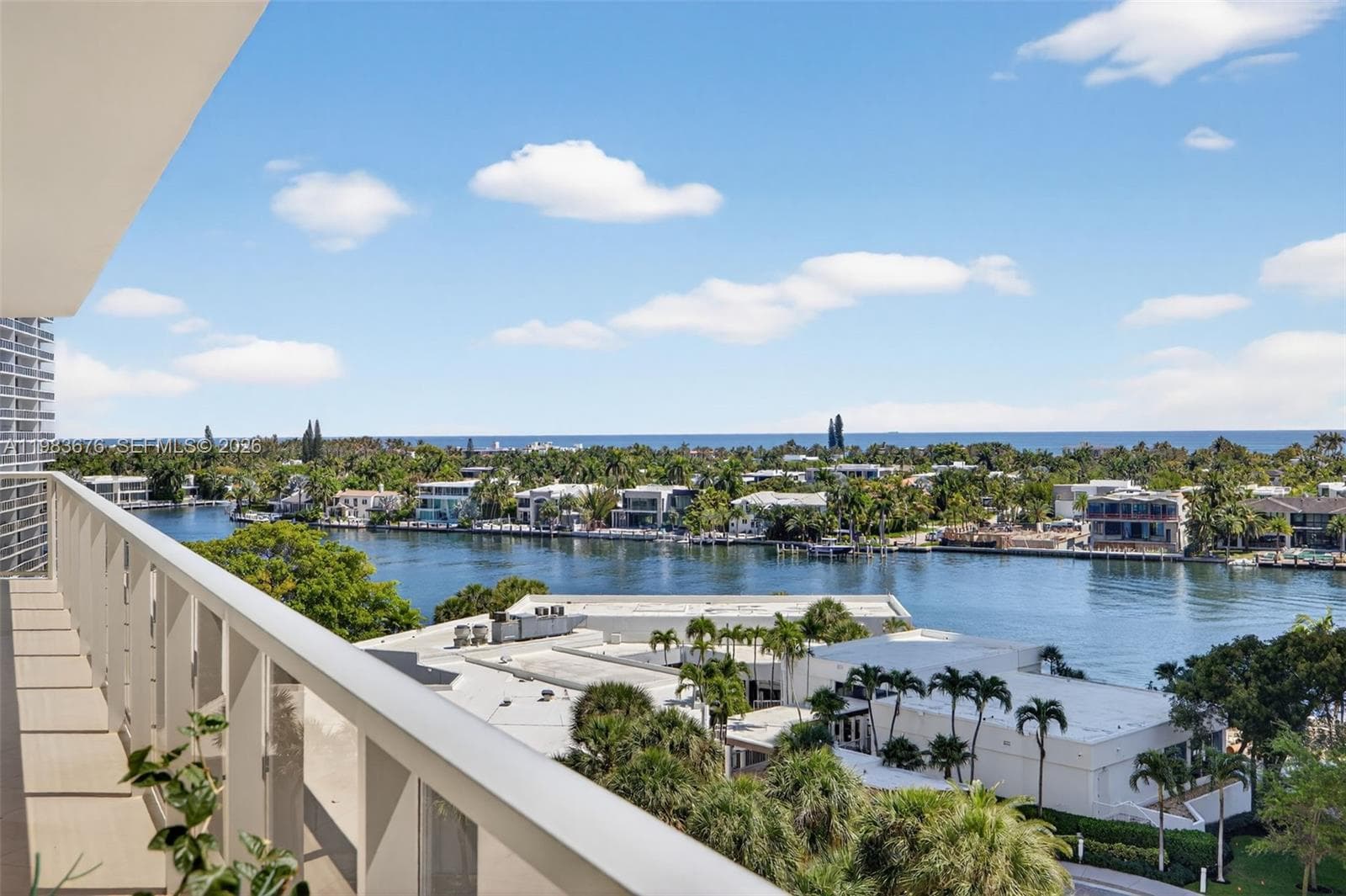 20281 E Country Club Dr # 608, Aventura FL 33180 — 2