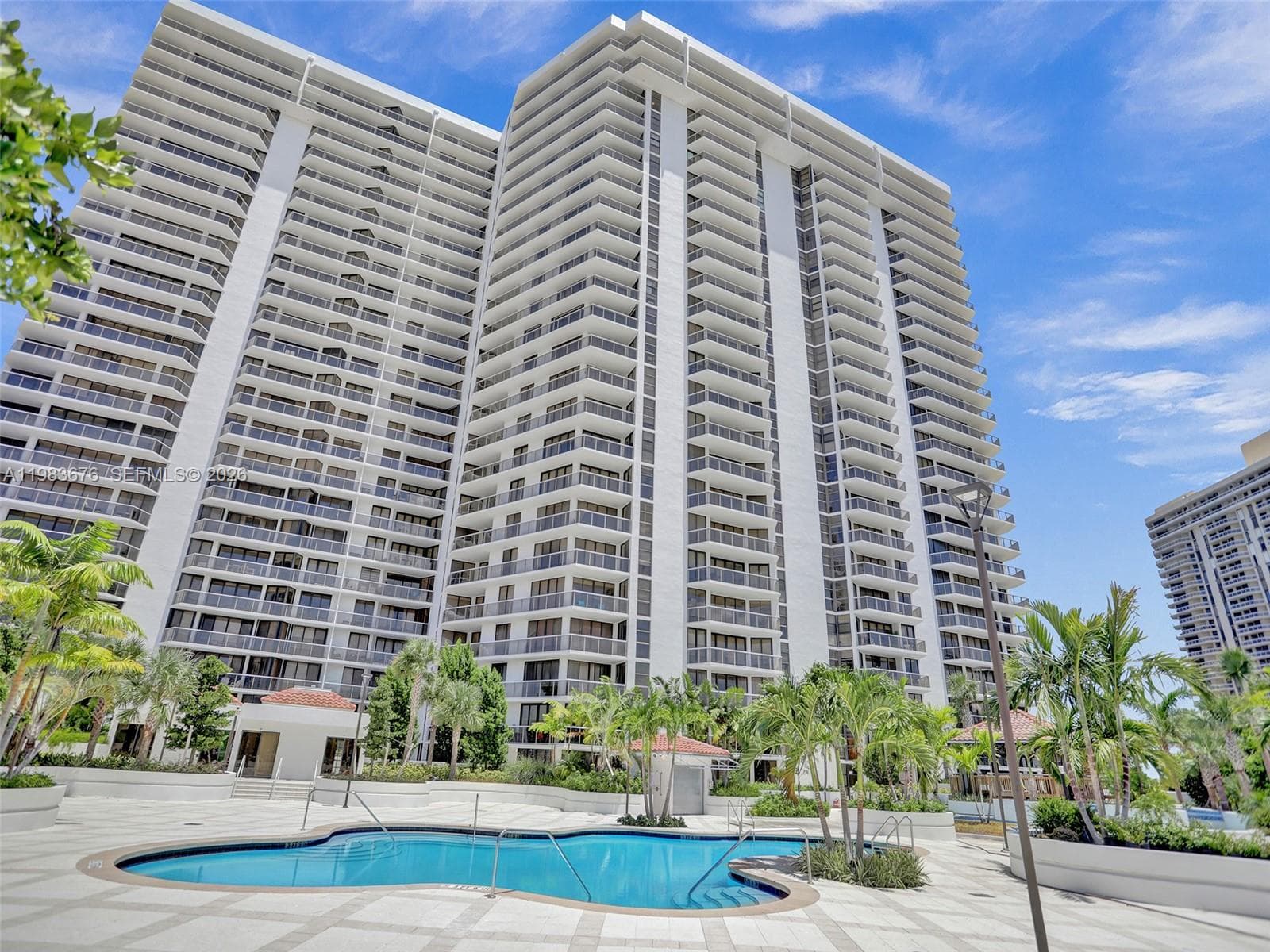 20281 E Country Club Dr # 608, Aventura FL 33180 — 61
