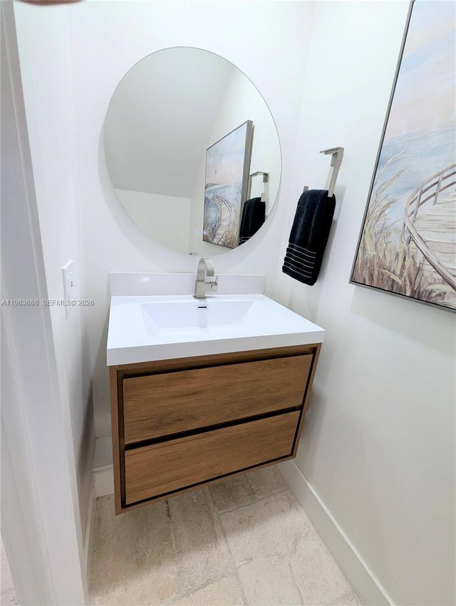 3789 NE 167th St # 42, North Miami Beach FL 33160 — 28