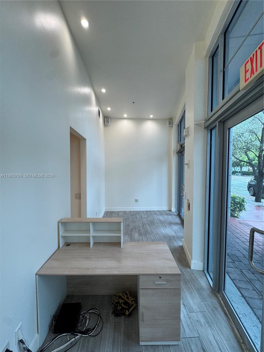 110 Washington Ave # 7, Miami Beach FL 33139 — 1
