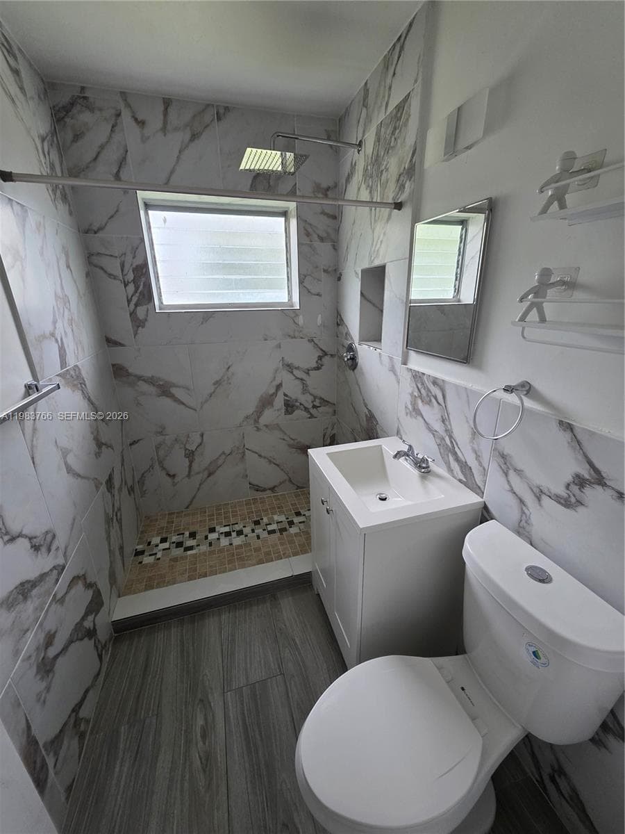Country Club Estates Sec, Miami Springs, FL — 9