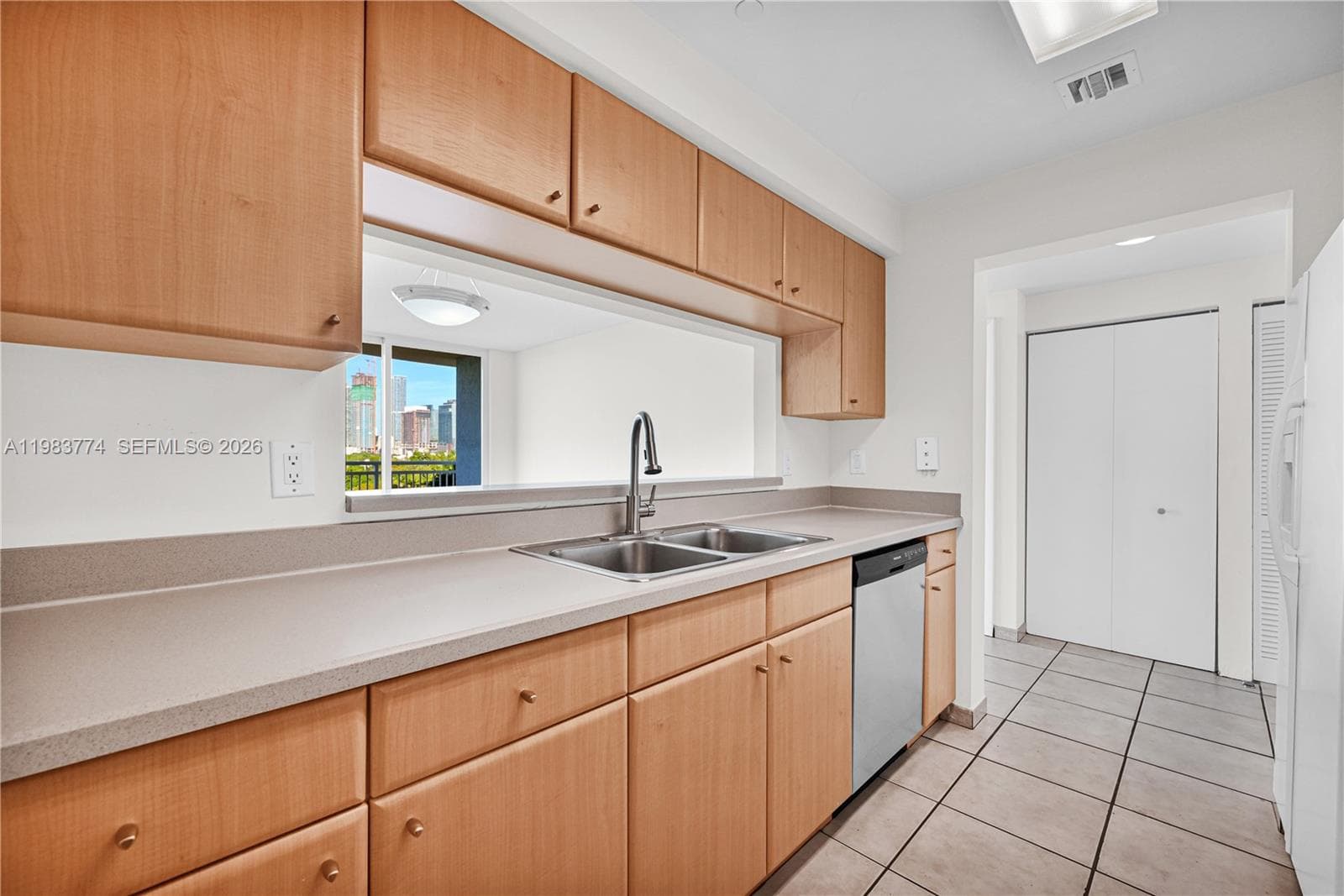 2475 Brickell Ave # 703, Miami FL 33129 — 14