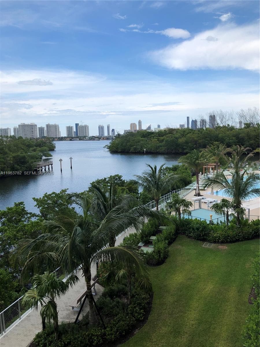16385 BISCAYNE BLVD # 303, Sunny Isles Beach FL 33160 — 27