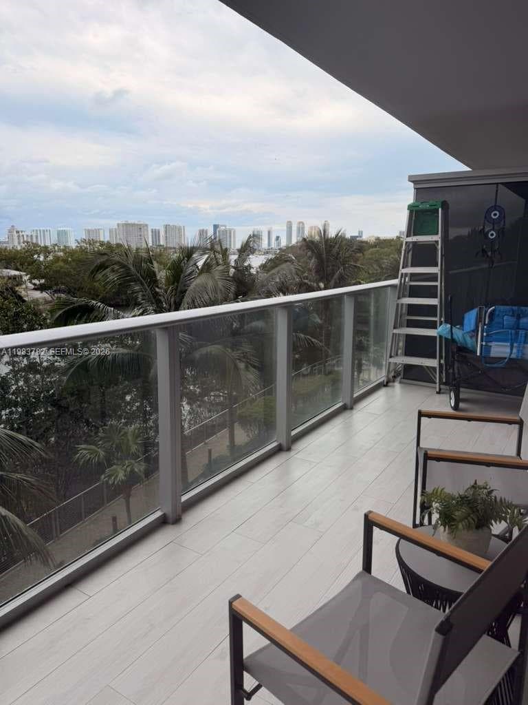 16385 BISCAYNE BLVD # 303, Sunny Isles Beach FL 33160 — 43