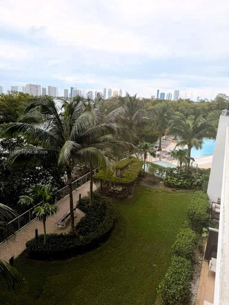 16385 BISCAYNE BLVD # 303, Sunny Isles Beach FL 33160 — 45