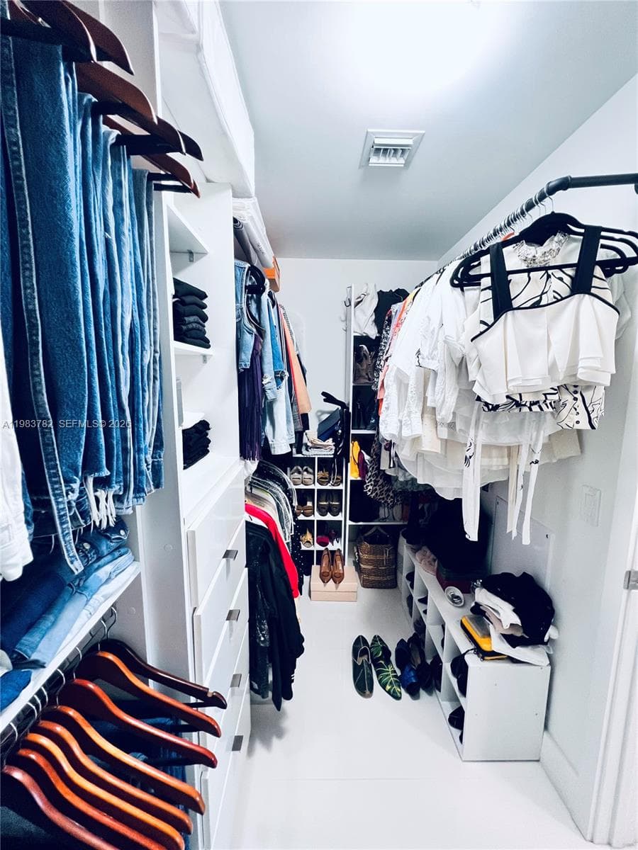 16385 BISCAYNE BLVD # 303, Sunny Isles Beach FL 33160 — 18