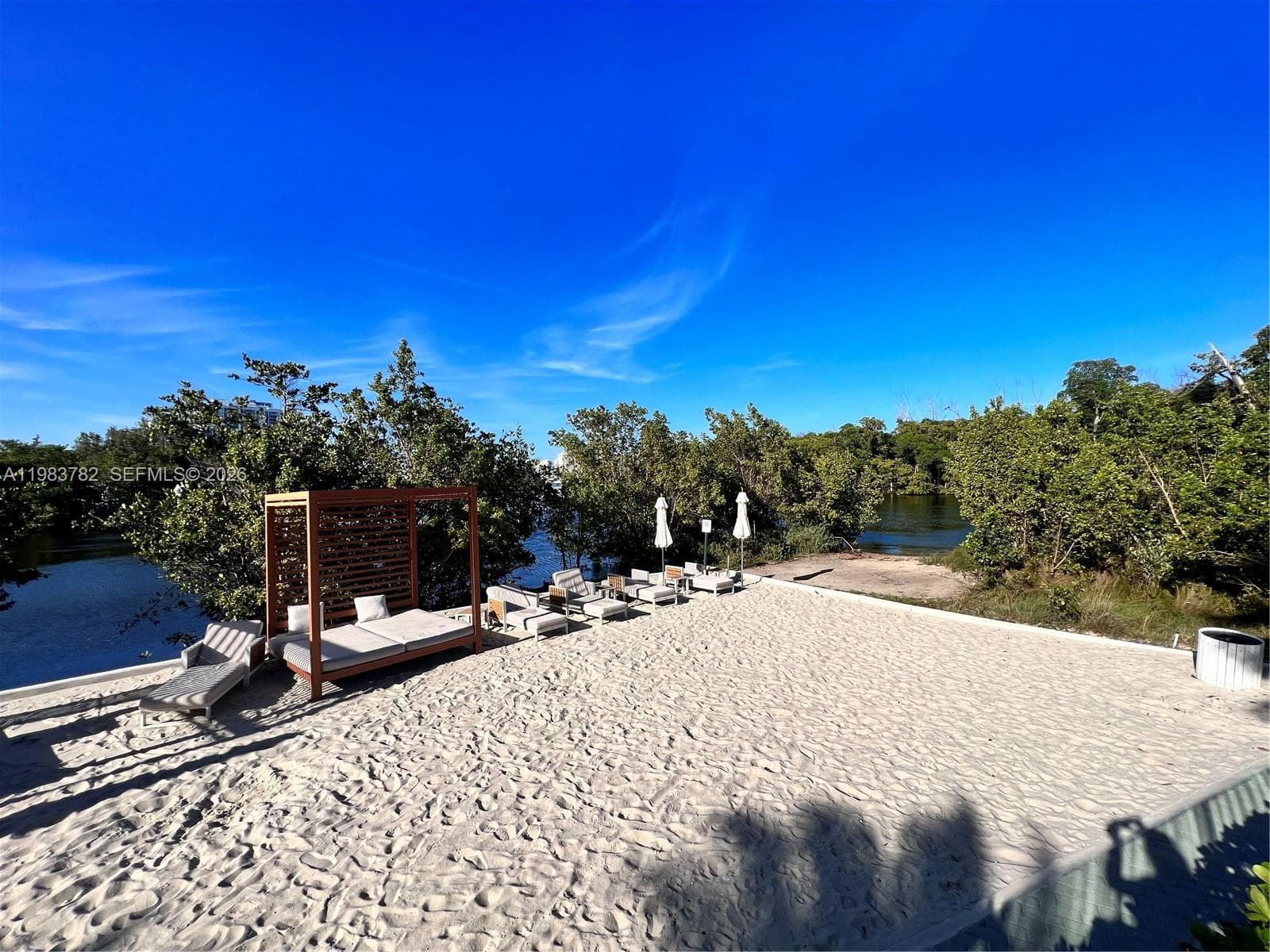 16385 BISCAYNE BLVD # 303, Sunny Isles Beach FL 33160 — 37