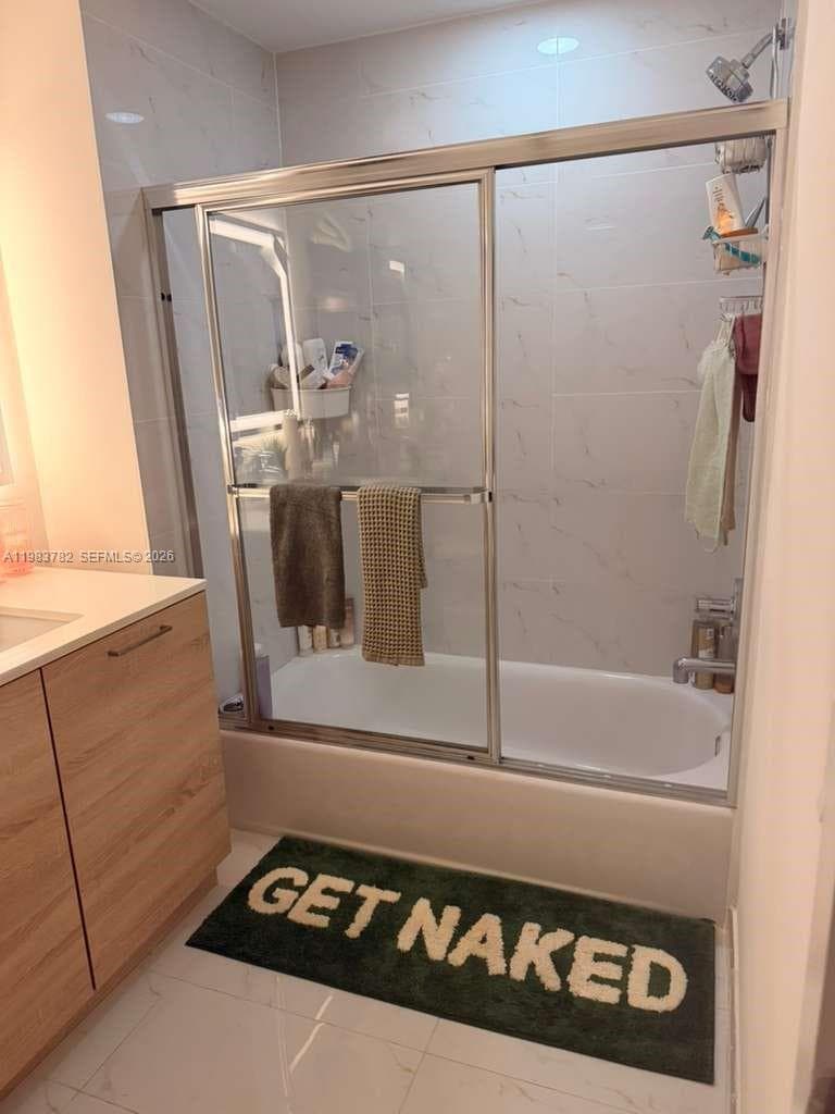 16385 BISCAYNE BLVD # 303, Sunny Isles Beach FL 33160 — 25