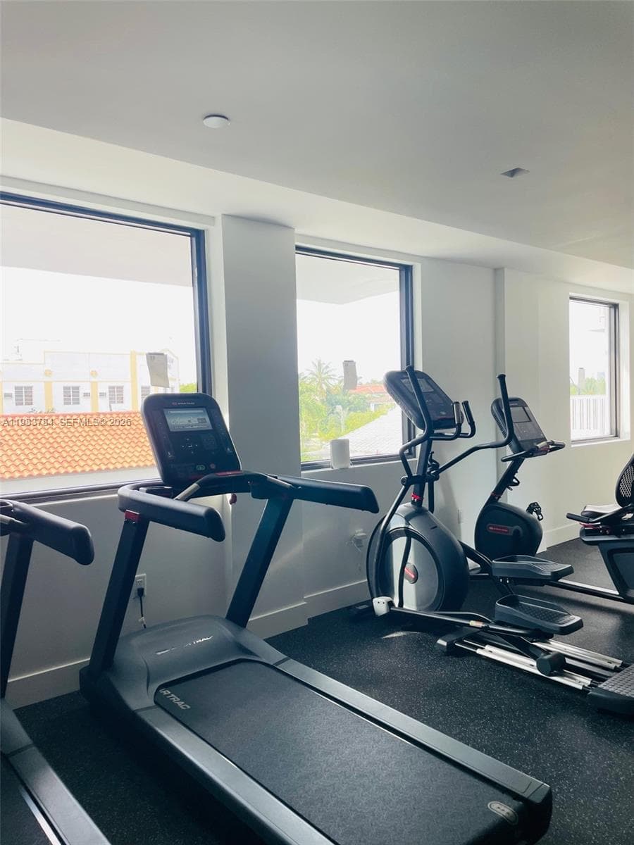 2829 Indian Creek Dr # 603, Miami Beach FL 33140 — 32