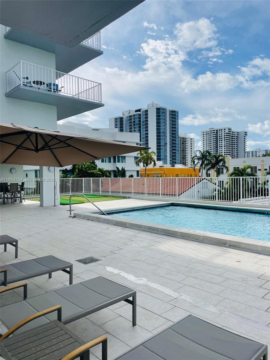 2829 Indian Creek Dr # 603, Miami Beach FL 33140 — 37