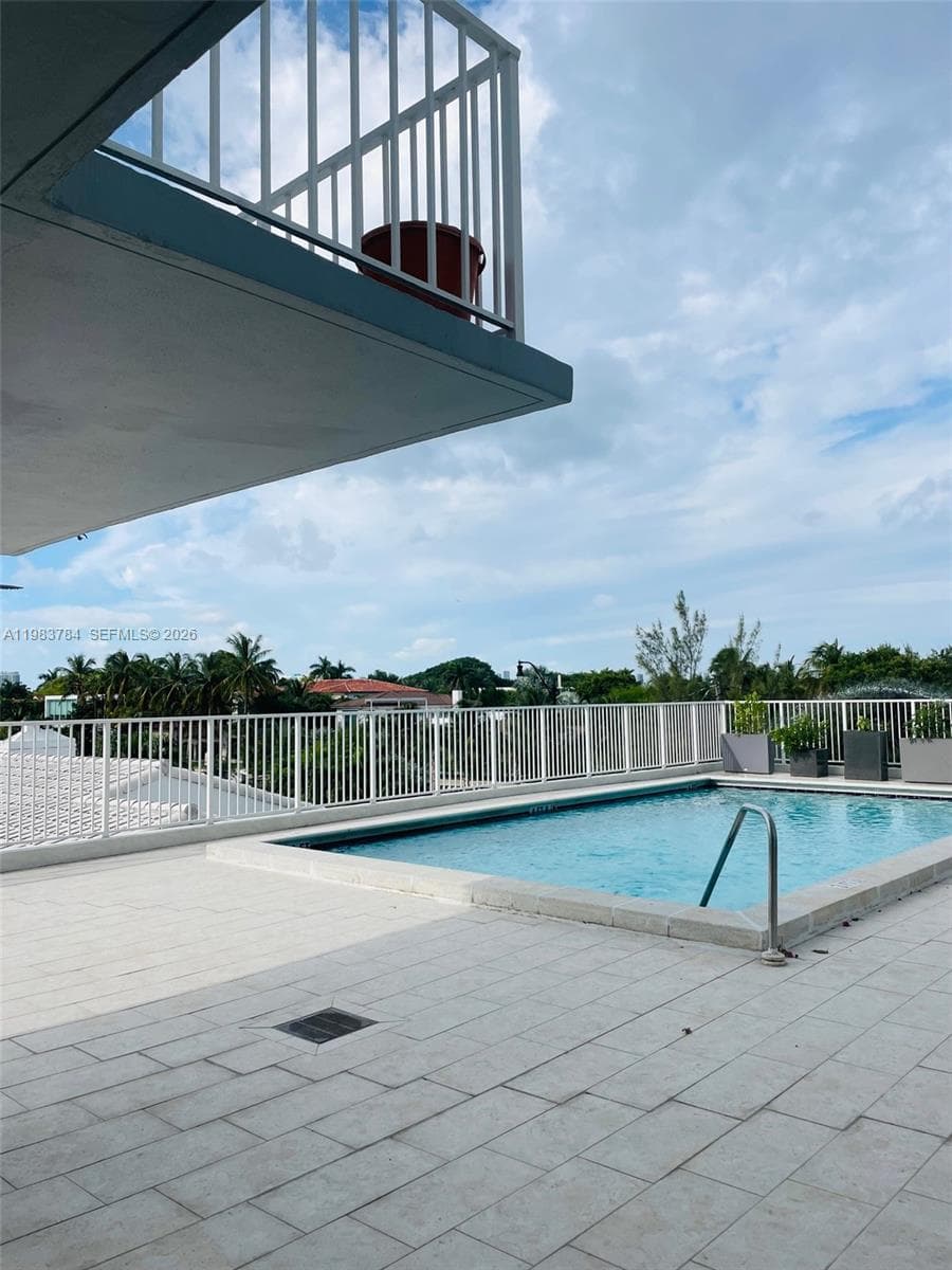 2829 Indian Creek Dr # 603, Miami Beach FL 33140 — 35
