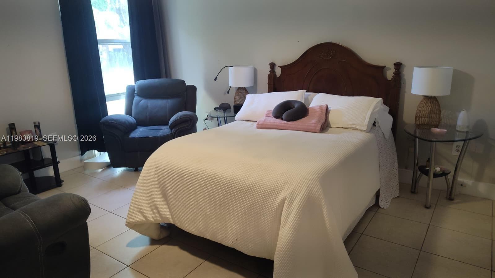 200 177 DR # 115, Sunny Isles Beach FL 33160 — 1