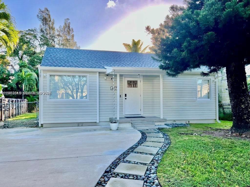 4117 SW 62nd Ave, South Miami FL 33155 — 1