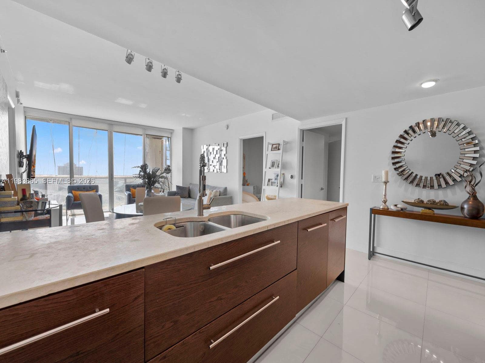 Iconbrickell Condo No 1, Miami, FL — 9