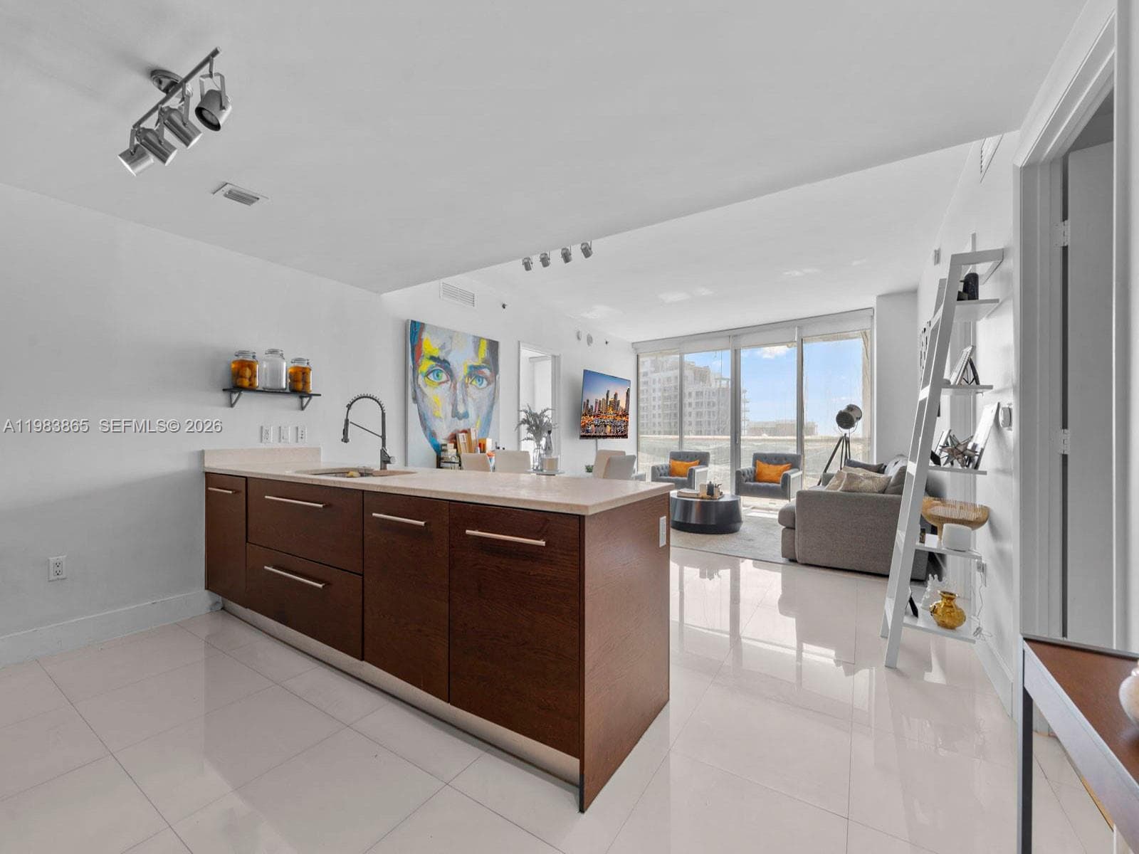 Iconbrickell Condo No 1, Miami, FL — 8