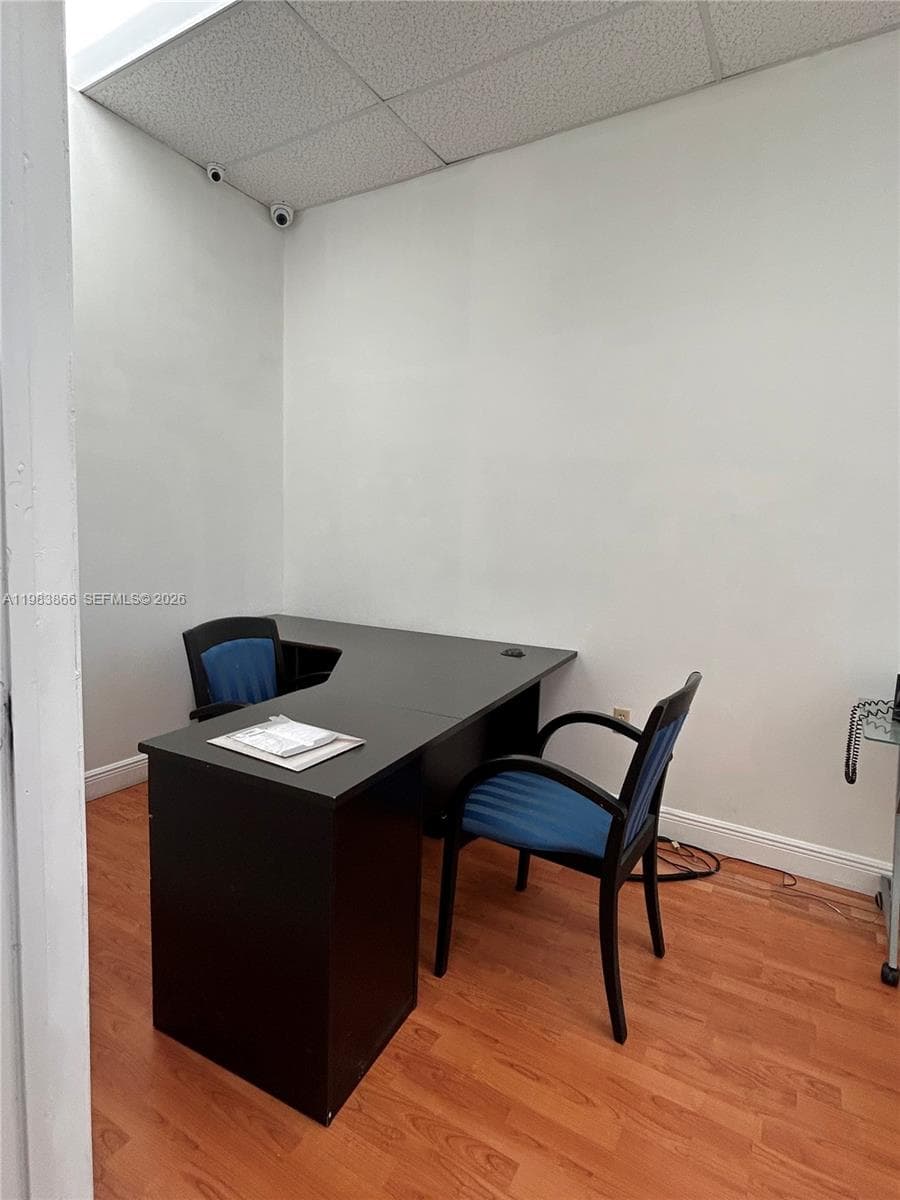 19300 W Dixie Hwy # A, Miami FL 33180 — 2