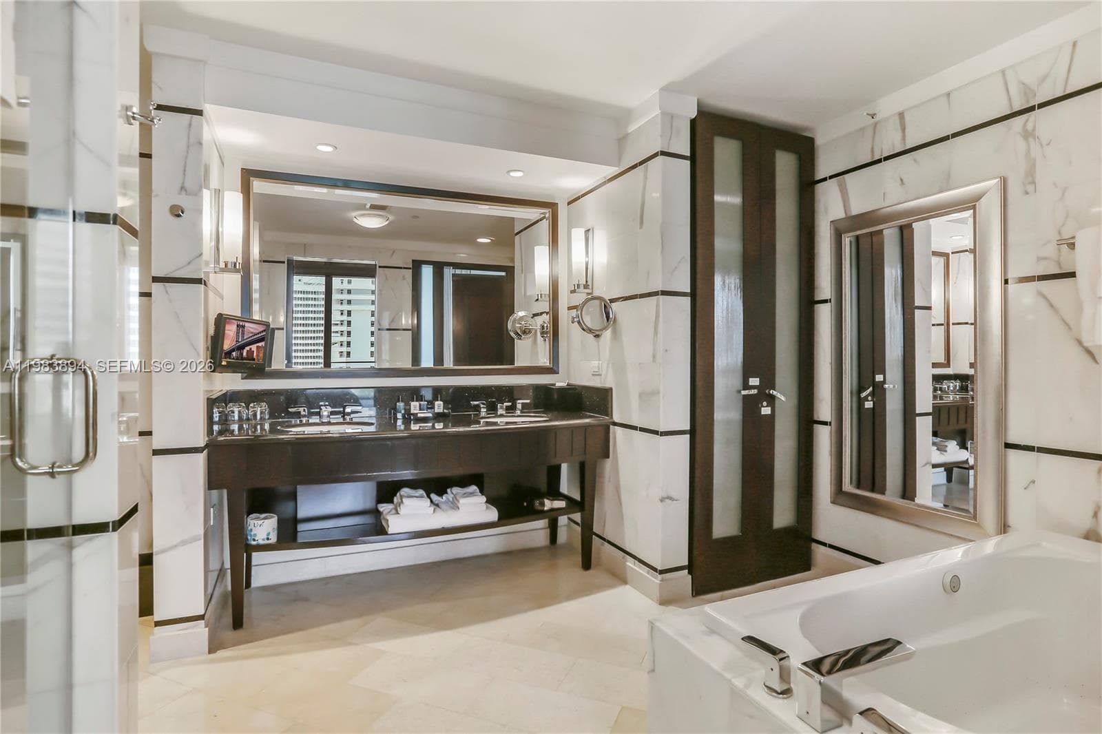 4391 Collins Ave, Miami Beach FL 33140 — 21