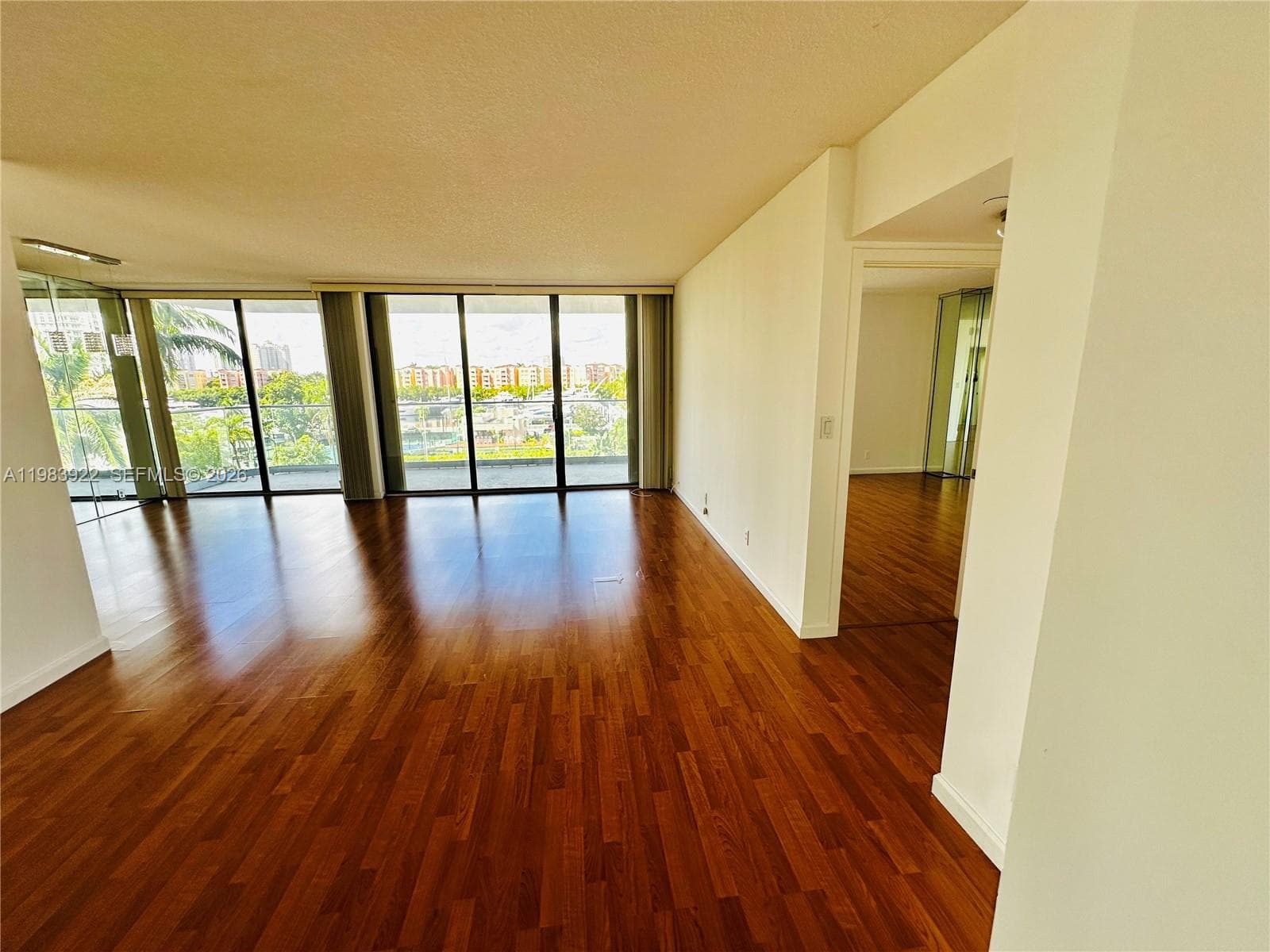 19707 Turnberry Way # 5C, Aventura FL 33180 — 3