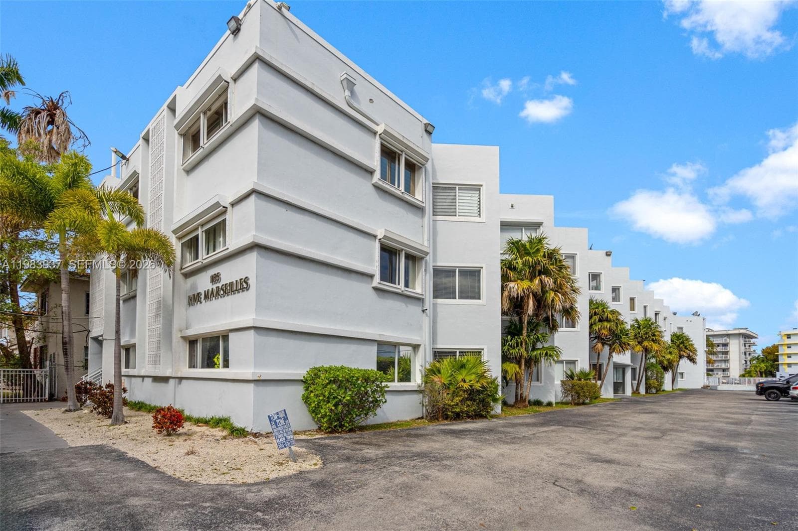 1185 Marseille Dr # 202, Miami Beach FL 33141 — 2