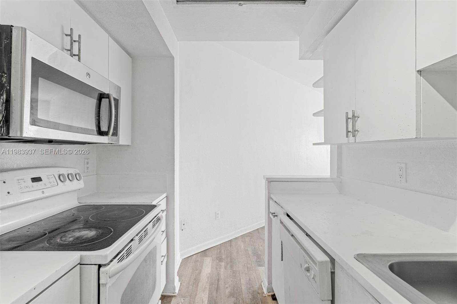 1185 Marseille Dr # 202, Miami Beach FL 33141 — 13