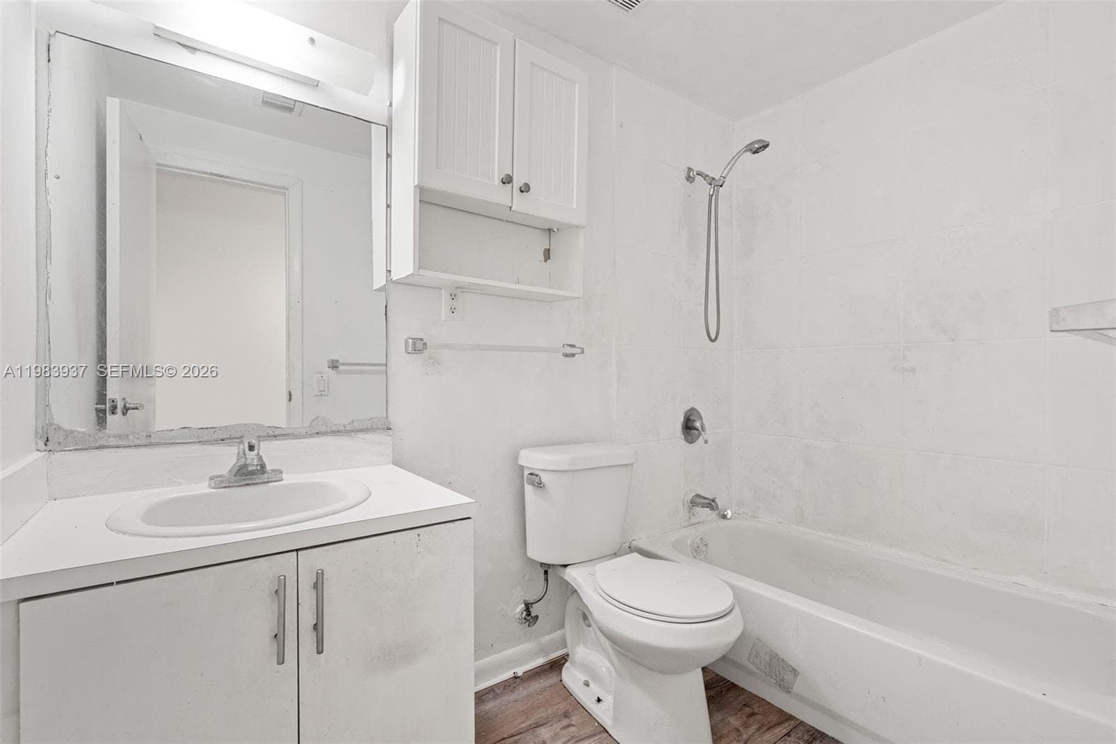 1185 Marseille Dr # 202, Miami Beach FL 33141 — 17