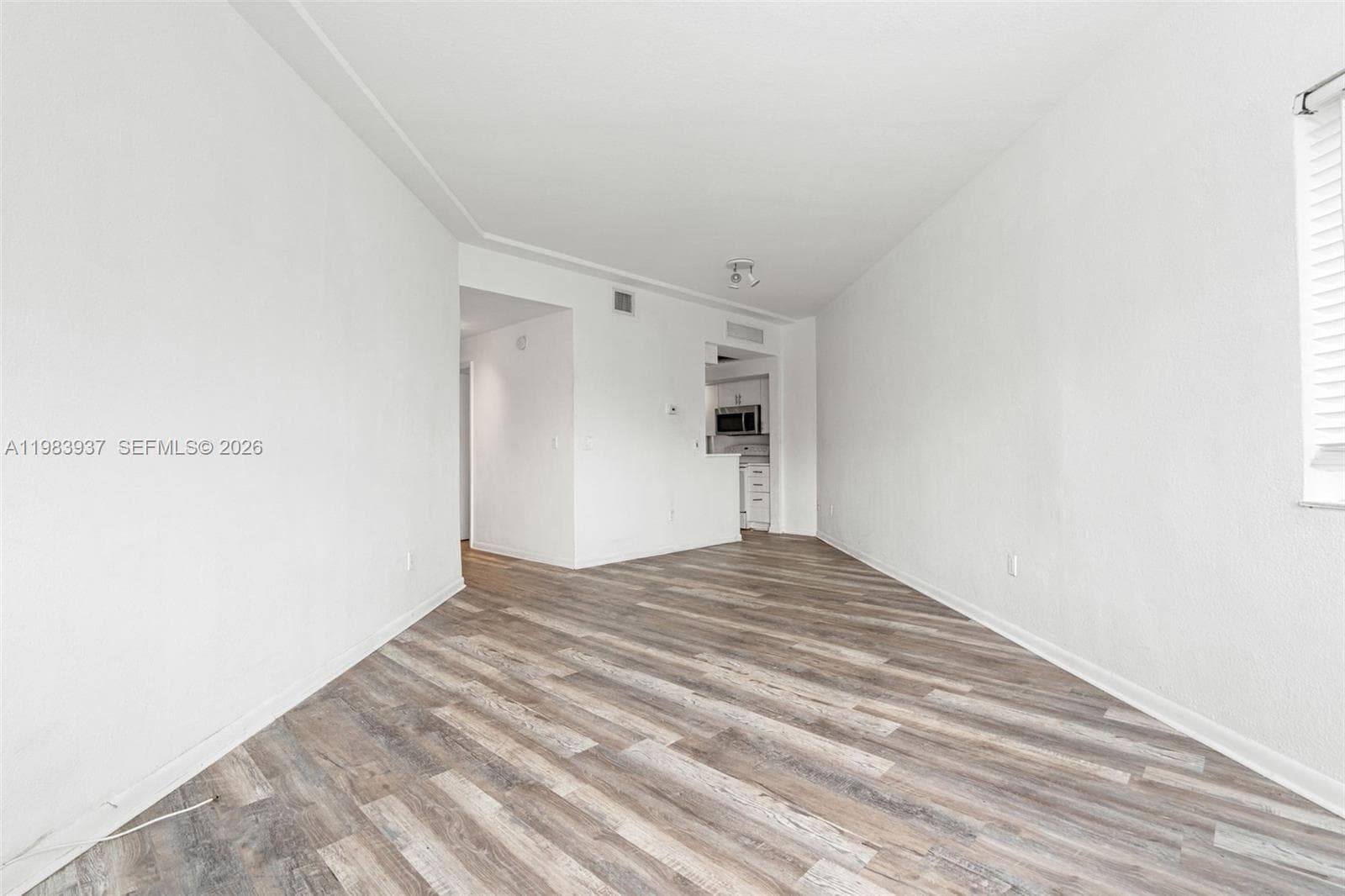 1185 Marseille Dr # 202, Miami Beach FL 33141 — 7